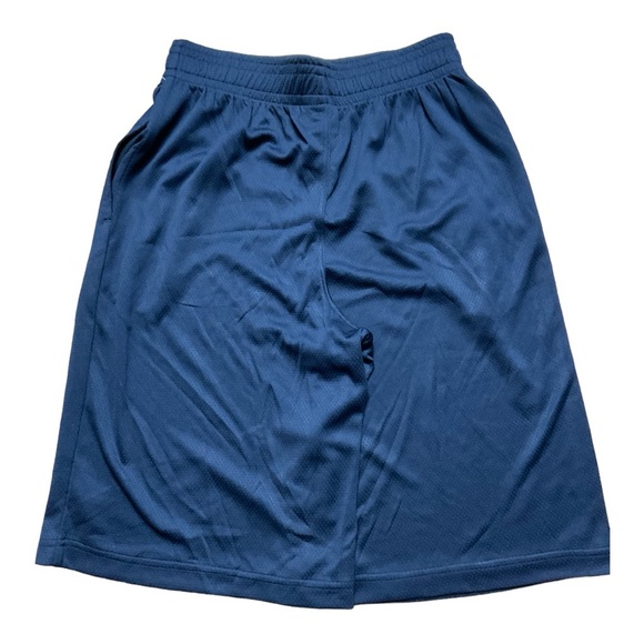 Above the Rim - Picture 3 of 4